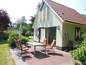 House | Exterior - Holiday Home in Heeten Near Forest Trails (Heeten)