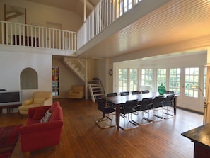 Dining - Very Spacious Country House With Outdoor Swimming Pool, Terrace and Large Garden (Gastel)