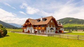 Apartment | Exterior