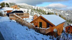 Exterior - Cozy Chalet near Ski Area in Klippitztörl (Bad Sankt Leonhard im Lavanttal)