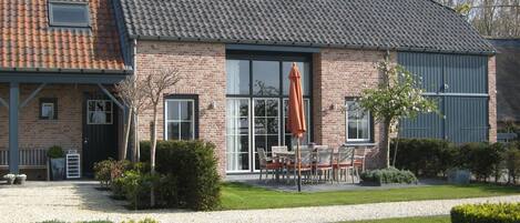 House | Exterior
