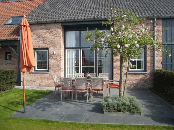 House | Exterior