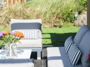 House | Balcony - Cozy Holiday Home in Callantsoog With Private Terrace (Callantsoog)