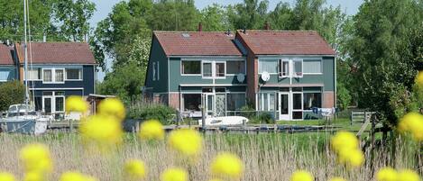 บริเวณภายนอก