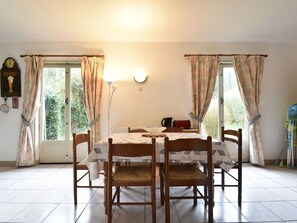 Dining - Dreamy Holiday Home in Etretat With Garden (Etretat)