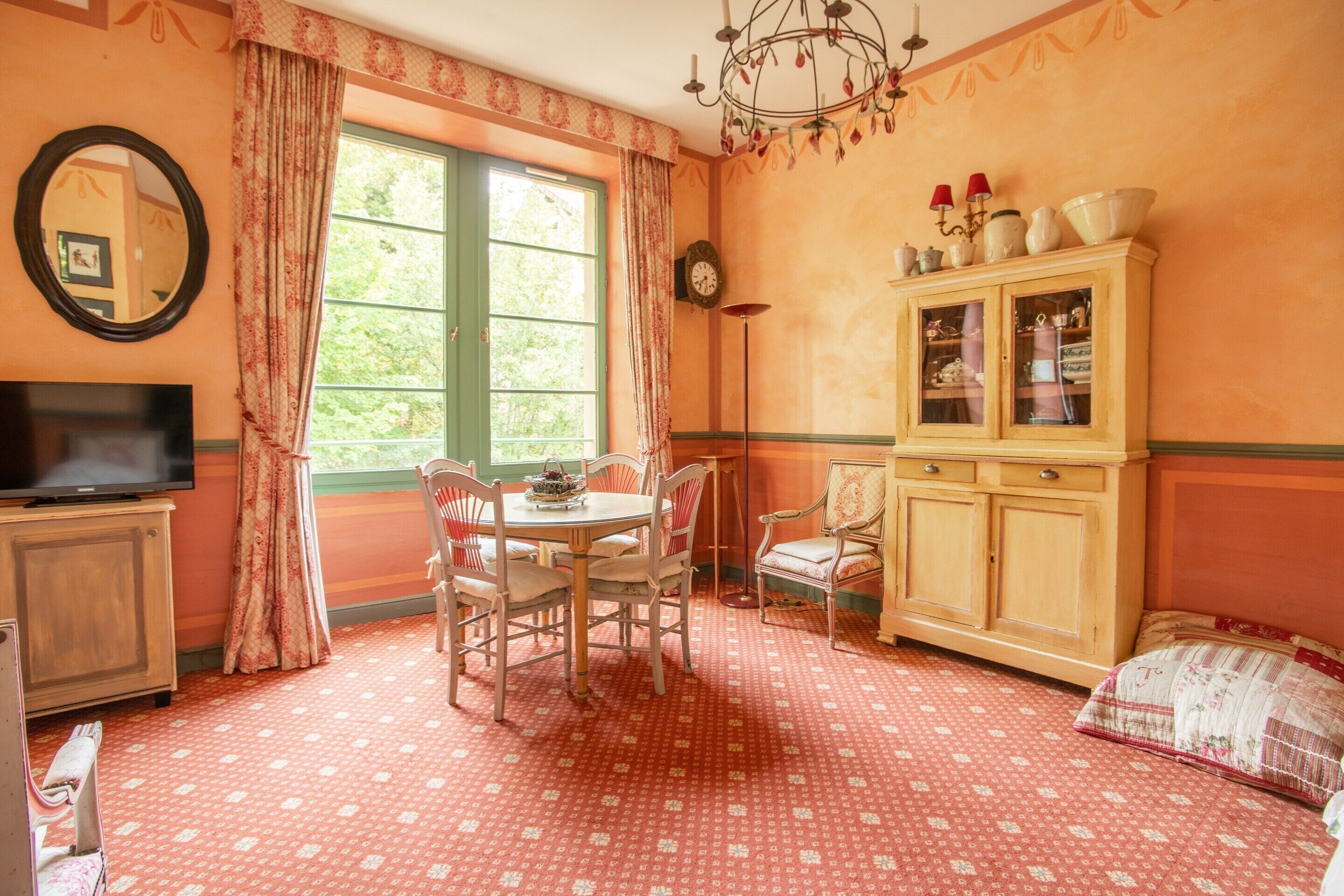 Apartment | Dining