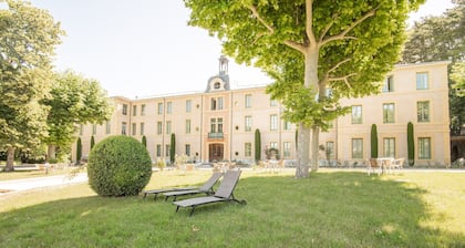 Studio in Montbrun Castle With Pool