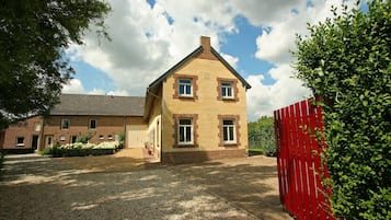 House | Exterior