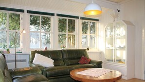 House | Living room