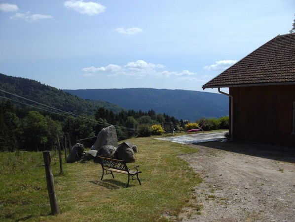 Chalet | Property grounds - Chalet in Saulxures Near Ski Resorts (Saulxures-sur-Moselotte)
