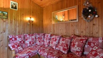 Chalet | Living room