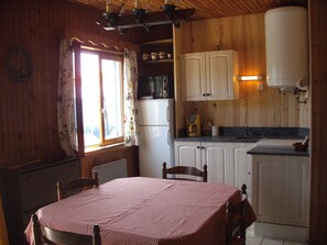 Chalet | Private kitchen - Chalet in Saulxures Near Ski Resorts (Saulxures-sur-Moselotte)