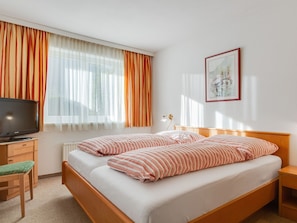 Apartment | 2 bedrooms, individually furnished