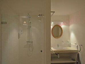 Vila | Kamar mandi | Shower