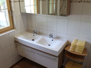 Chalet | Bathroom