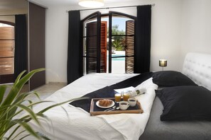 Villa - Villa in Sainte-maxime With Private Pool (Sainte-Maxime)
