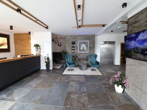 Lobby - Modern Apartment in the Citycenter of Mariapfarr (Mariapfarr)