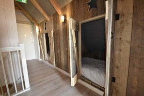 Casa | 4 quartos, individualmente mobiliados, roupa de cama