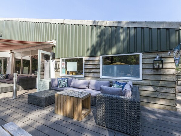 House | Terrace/patio - Cozy Holiday Home in Nunspeet near Forest (Nunspeet)