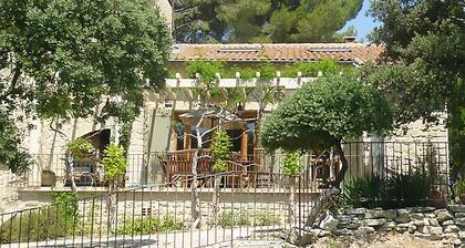 Villa in Crillon-le-brave Near Mont Ventoux