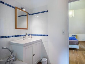 House | Bathroom - Historic Home Saint-aignan by Lake (Saint-Aignan)