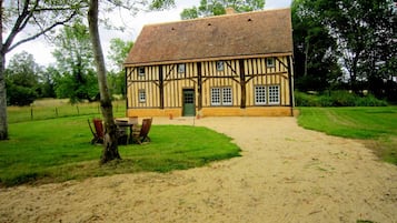 House | Exterior