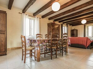 Dining - Beautiful Périgord House With Marvellous View of Marquay and Beautiful Nature (Marquay)