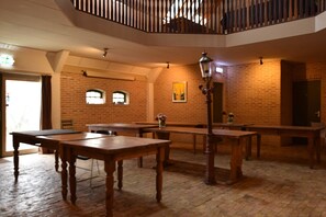 House | Dining - Authentic Farmhouse in Pingjum With Hot Tub (Pingjum)