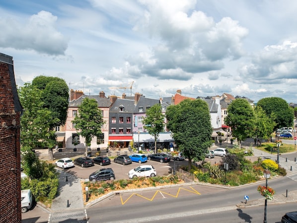 Exterior - Comfortable, Modernized Apartment bad 300m From the Famous Harbor of Honfleur (Honfleur)