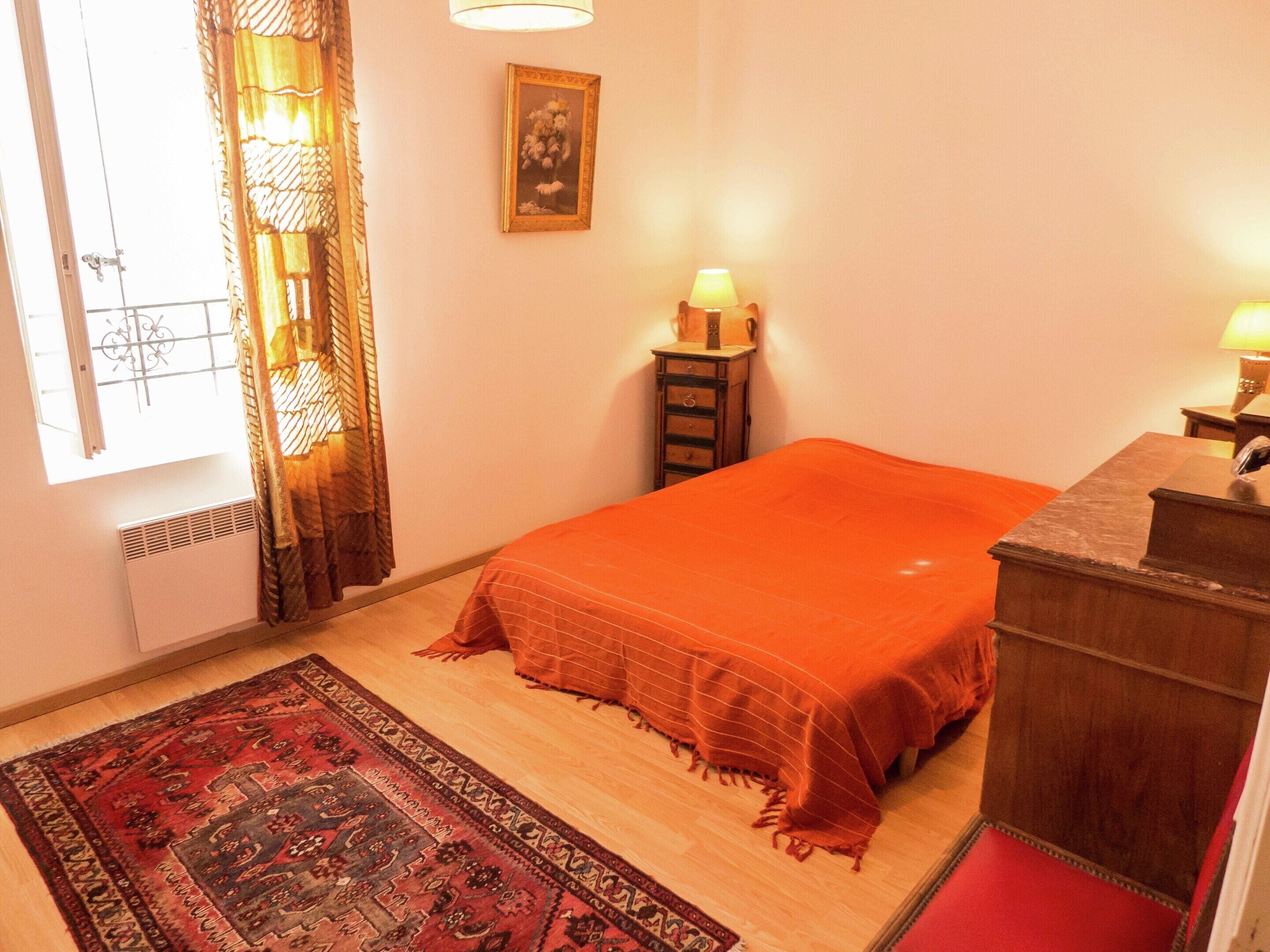 House | 2 bedrooms, individually furnished