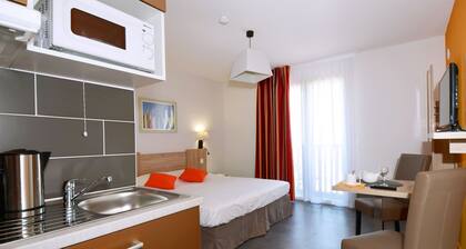 Stylish Sete Getaway