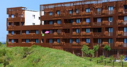 Stylish Sete Getaway