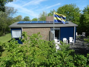 House | Exterior - Bungalow in Nes on Ameland With Spacious Terrace (Nes)