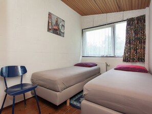 House | 3 bedrooms - Bungalow in Nes on Ameland With Spacious Terrace (Nes)