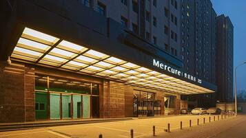 المنشأة من الخارج