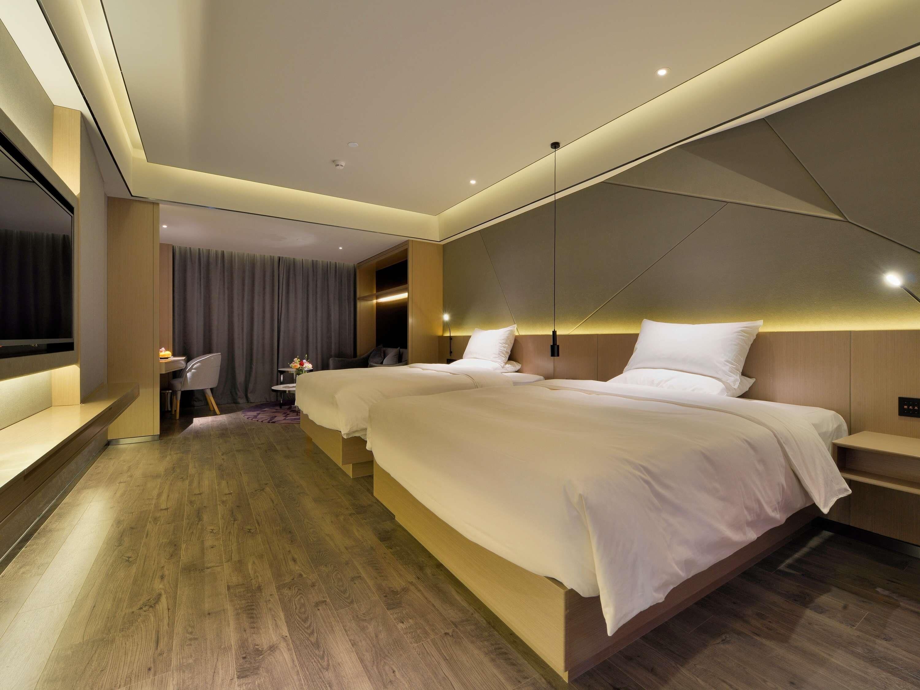 Habitación familiar, 2 camas matrimoniales (Classic) | Wifi gratis y ropa de cama 