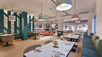 Desayuno (con cargo)