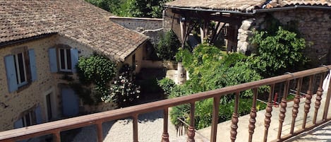 House | Balcony