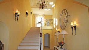 Unclassified image, 4 of 33, button - Beautiful Villa With Swimming Pool in Cavalaire-sur-mer (Cavalaire-sur-Mer)