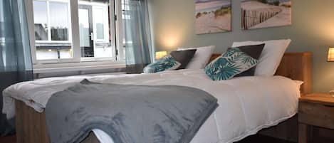 House | 1 bilik tidur, dilengkapkan perabot secara berasingan, cadar katil