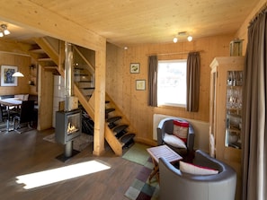 Chalet | Living area