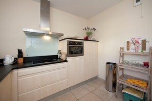 Villa | Private kitchen - Villa With Marina View (Aigues-Mortes)