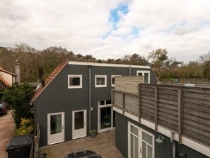 Exterior - Quaint Apartment in Schoorl near Tennis Court (Schoorl)
