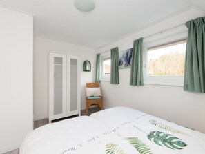 Apartment | 2 bedrooms, individually furnished, bed sheets - Quaint Apartment in Schoorl near Tennis Court (Schoorl)