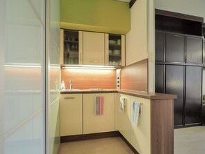 Apartment | Eigene Küche | Kühlschrank, Mikrowelle
