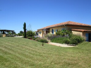 Extérieur