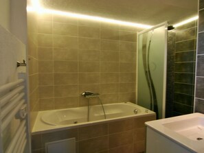 Ferienhaus | Badezimmer | Dusche