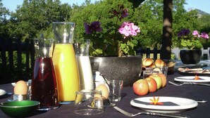 Dining - Modern Villa for Adventure and Nature Lovers With Pool (Saint-Laurent-de-Cerdans)