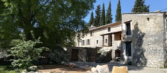 Mas Osmeea - MIMOSA Suite.  On the 1st floor of a wing of the farmhouse, privacy preserved.