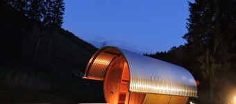 "All alone" relax without neighbors and other guests  